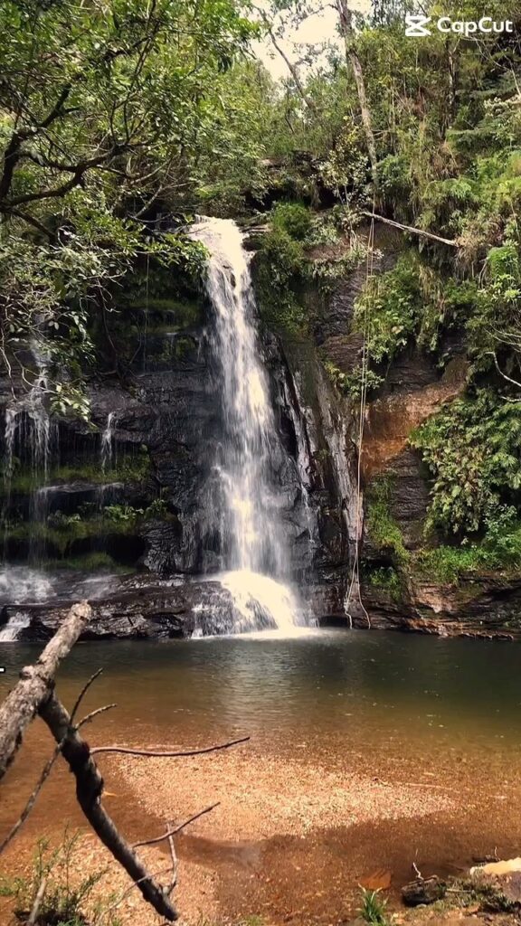 Vista da Cachoeira da Serra Grande em Luminárias